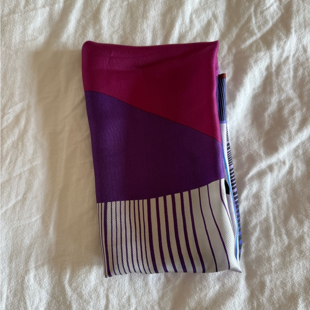 Echo 100% Silk Scarf